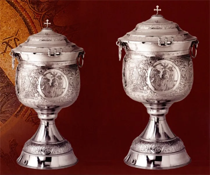 ხელით ნაკვეთი ქრომის სანათლავი ემბაზი სახურავით & რეზერვუარი