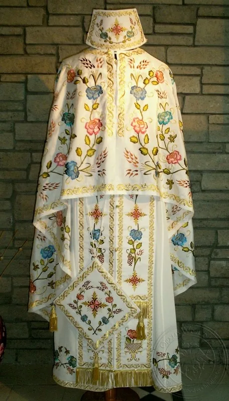 Stachi with Chevron Jasmine - Hieratical Robe