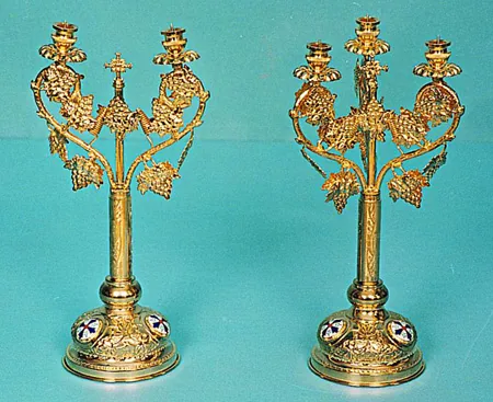 Triple and Double Candlesticks Grapevine Design with little Enam