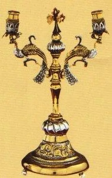 ხელით დამზადებული ორმაგი სასანთლე სადგამი
