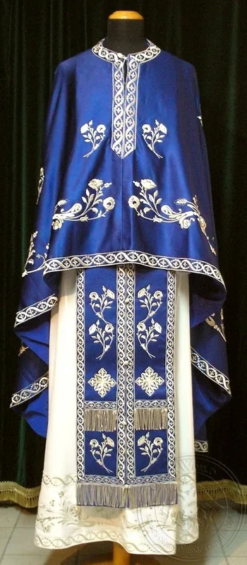 Smyrna with Chevron Shackles - Hieratical Robe