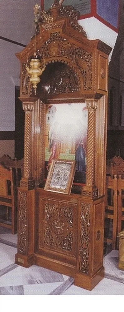 Iconstand Woodcarved Design 7