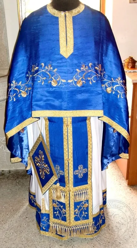 Pomegranate - Hieratical Robe