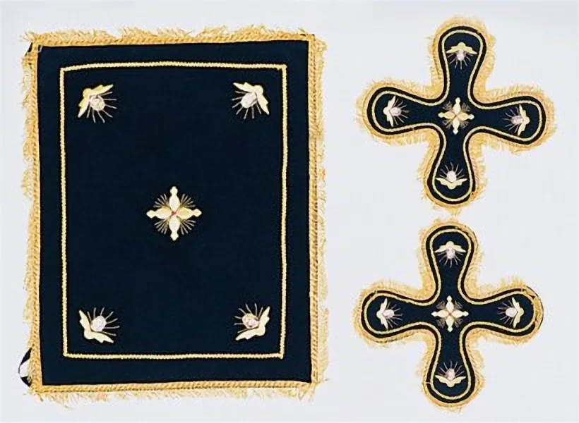 Velvet Cover Set with Angels Black