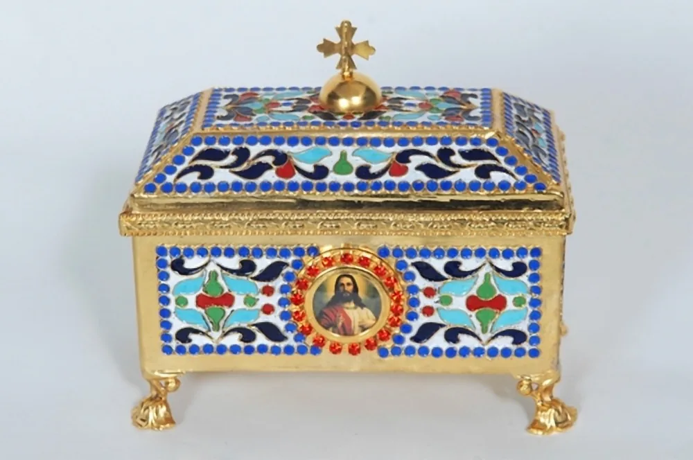 Коробка с эмалью