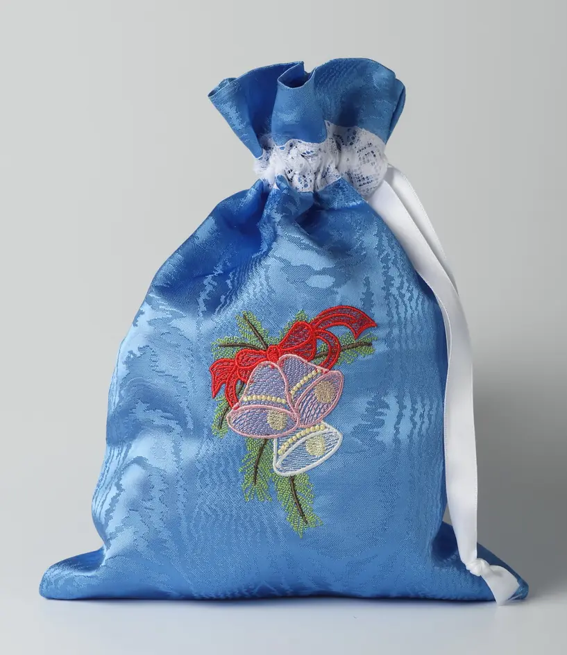 Pouch for Christmas gifts with machine embroidery 21×28 №3