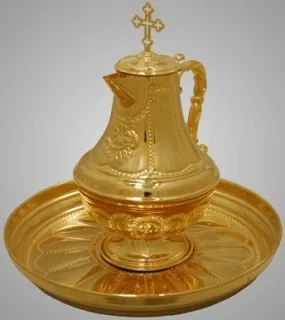 Ablution jug with tray gilding chasing