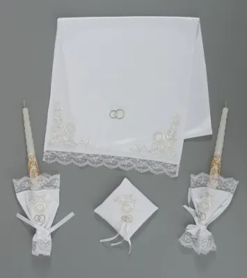 Set wedding (towel, cushion for wedding rings, 2 candle holders) white