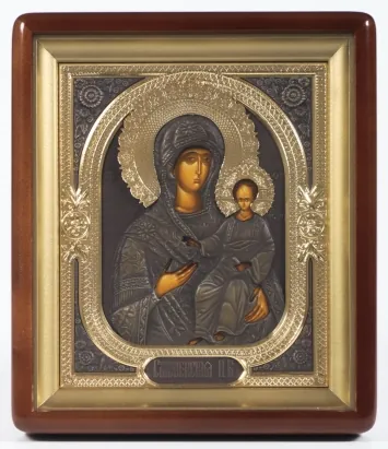 Icon in icon case 18×24 shaped, tempera, combined riza (gilt patina) Smolensk Mother of God