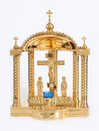 Recessed field for the table of oblation gilding
