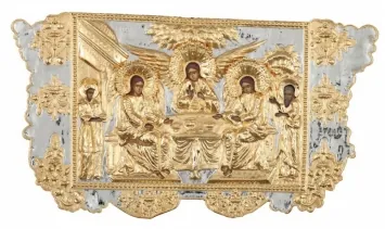 Painted icon of the Holy Trinity 35×70, oil, riza cover №70, gilding