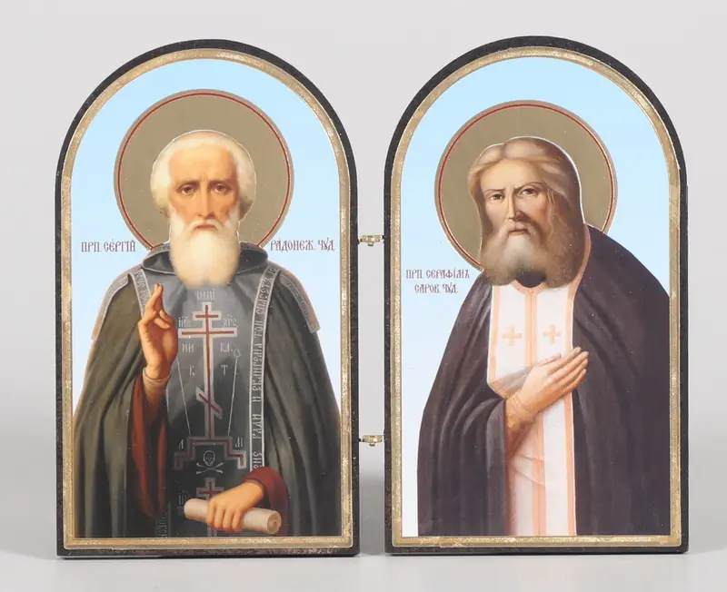 Wooden folding icons 10×12 two-leaf, embossing, arched Sergius of Radonezh and Seraphim of Sarov