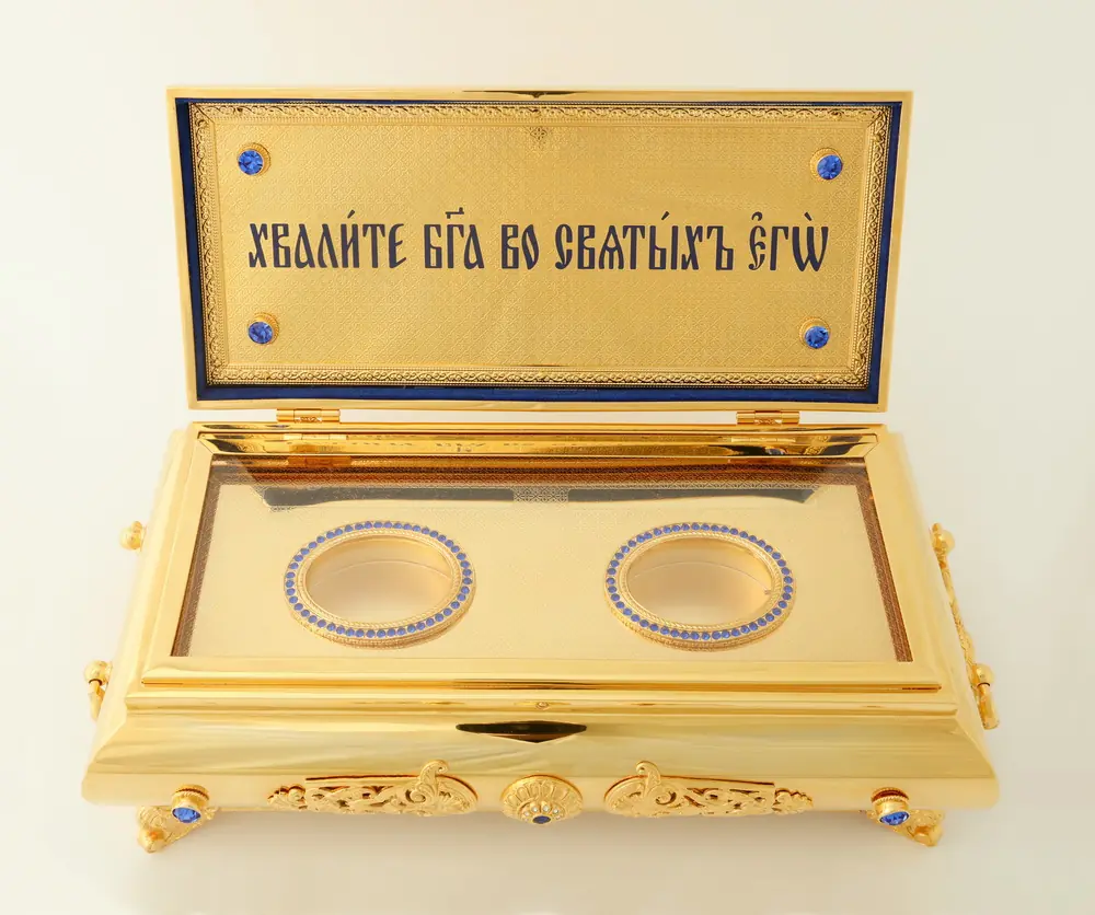 Reliquary ark for holy relics №25-1 stones gilding