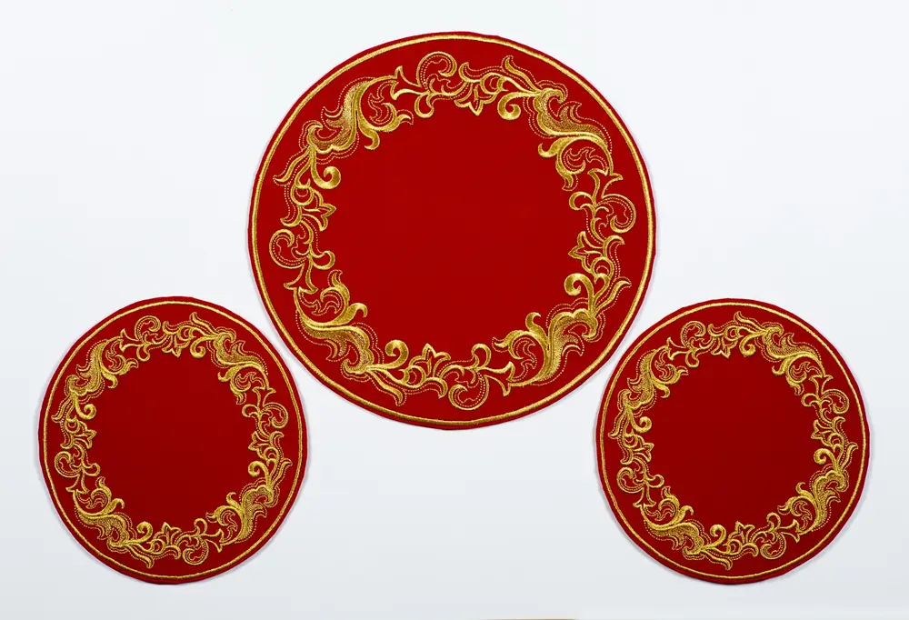 Set cloth gabardine machine embroidery (1 pcs d 29 cm + 2 pcs d 20 cm)