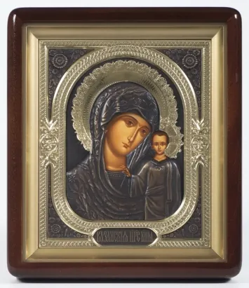 Icon in icon case 18×24 shaped, tempera, combined riza (gilt patina) Kazan Mother of God