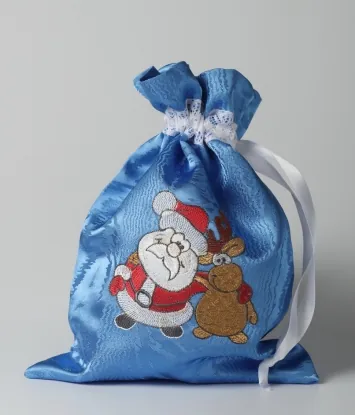 Pouch for Christmas gifts with machine embroidery 21×28 №1