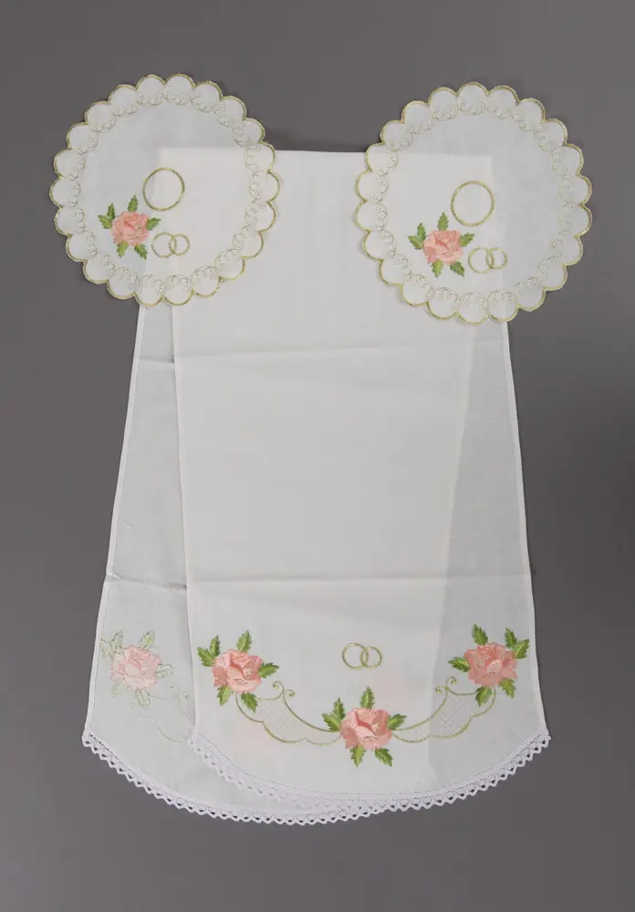 Wedding towel embroidered and holders №4