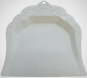 Device to altar table for gathering crumbs / aluminium