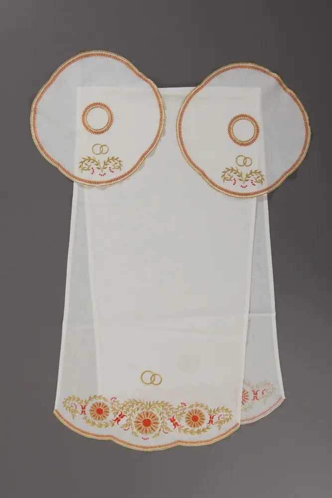 Wedding towel embroidered and holders №5