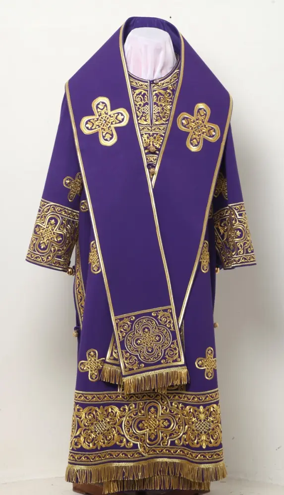 Bishop's vestment №051 wool machine-embroidered