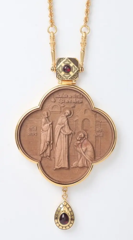 Панагия №700 деревянная вставка / золочение