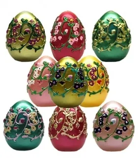 Easter candle egg with pattern