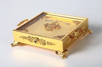 Recessed field-icon case №3 gilding