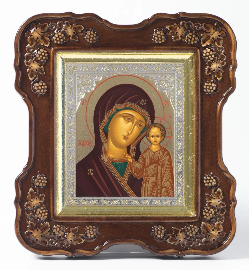 Икона в киоте 11х13 (лоза 4), темпера №8 тиснение, подрамник поталь Казанская БМ