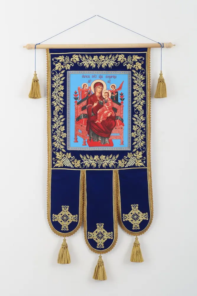 საეკლესიო დროშა ხავერდზე მანქანით ნაქარგი, ხატი №1 ყოვლადწმიდა ღვთისმშობლის
