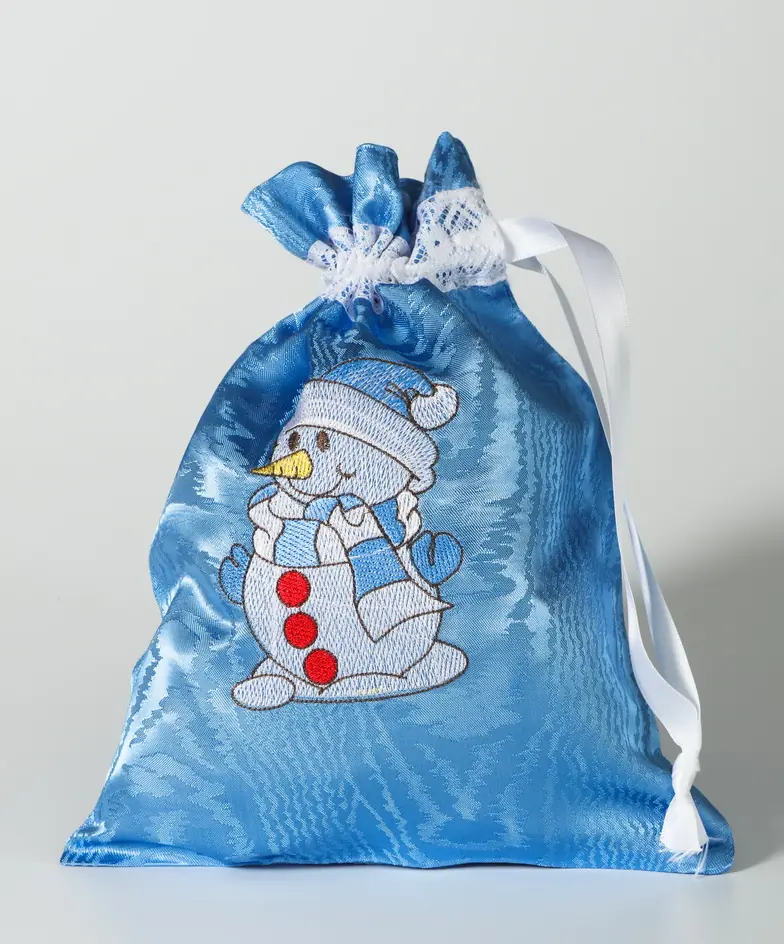 Pouch for Christmas gifts with machine embroidery 21×28 №5