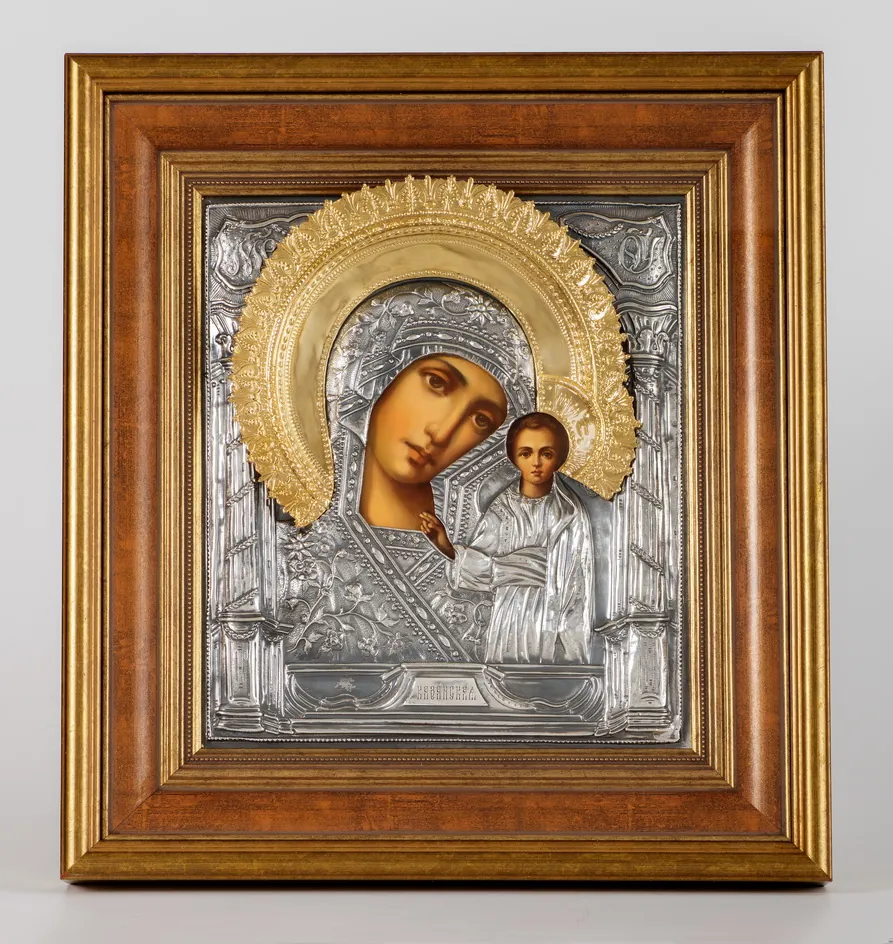 ფერწერული ხატი კიოტში 24×30 ზეთი, მოჭედილობა №293, გაშავებული მოვერცხლვა, კიოტი №22 ყაზანის ღვთისმშობელი