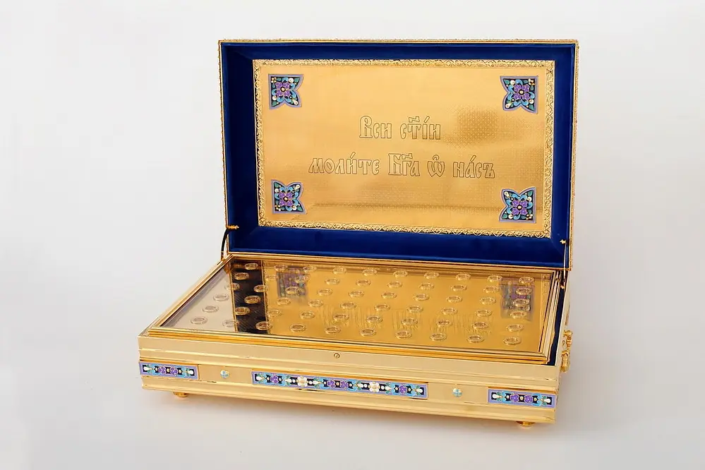 Reliquary ark for holy relics №2 gilding 60 particles